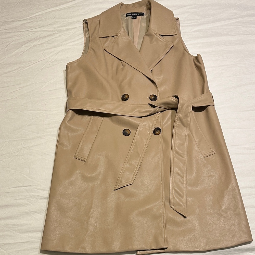 Sleeveless Tan Trench Coat